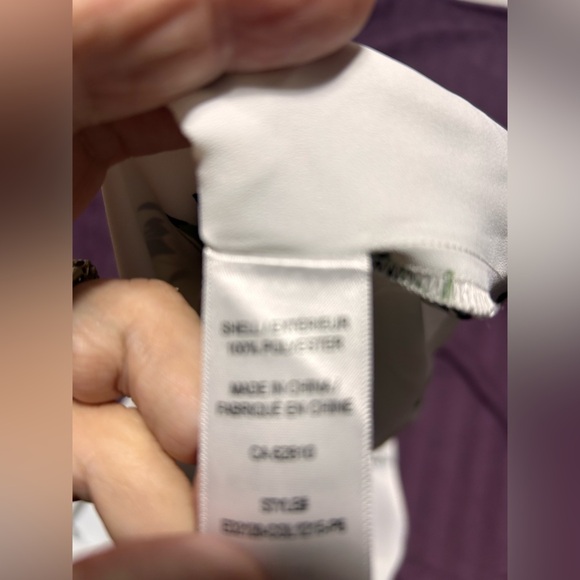 Ricki's xxl White Button Down Shirt with Green Floral Design- pit to pit 24” - Picture 7 of 8